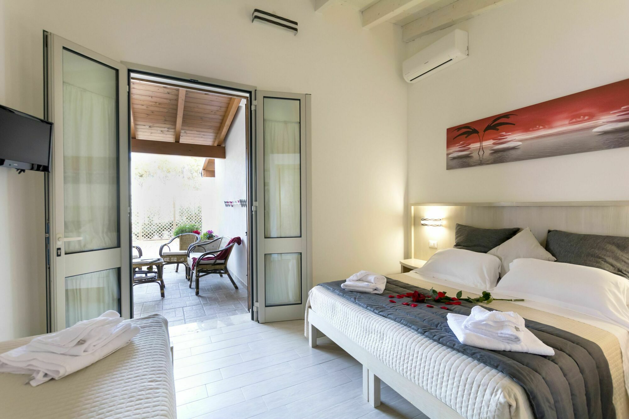ג'ורדיניאנו Agriturismo Il Megalite מראה חיצוני תמונה